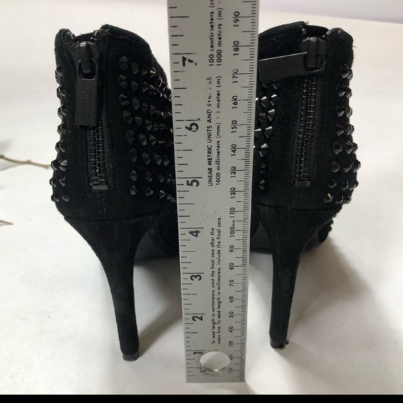 Mk Michael Kors black studded peep toe 👠 - Picture 4 of 6